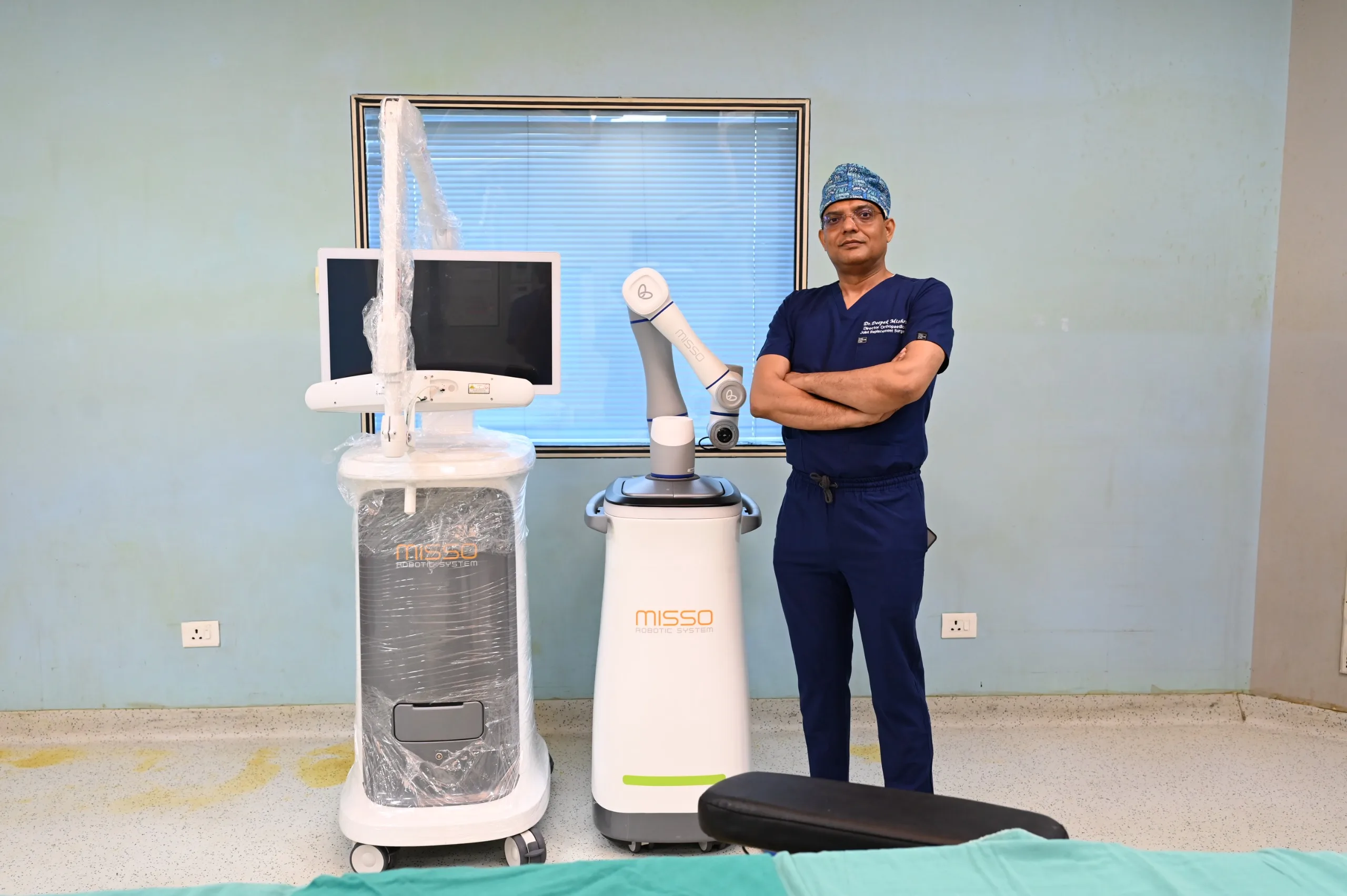 Best Robotic Knee Replacement Surgeon